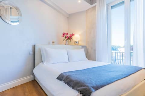 Milan Retreats — hotel room
