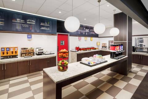 Hampton Inn Times Square Central — photo 2