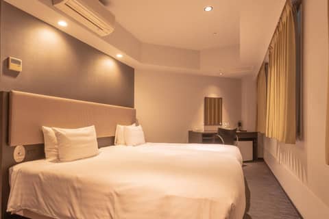 E Hotel Higashi Shinjuku — photo 7