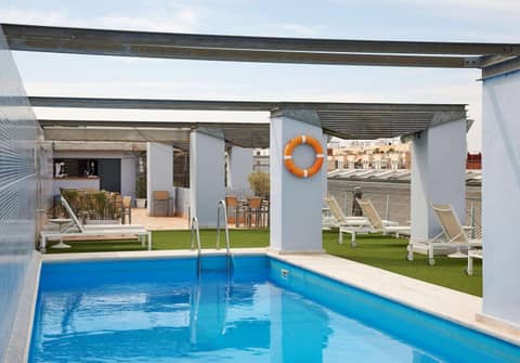 NH Sevilla Plaza de Armas — recepcion & lobby
