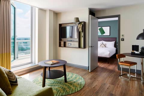 Residence Inn by Marriott London Kensington — hotel room