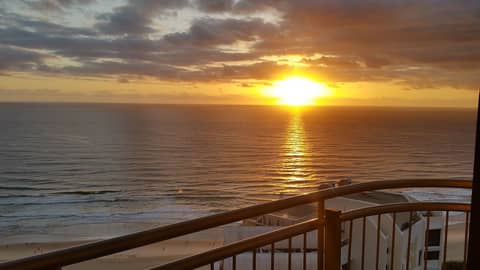 Beachcomber Surfers Paradise — photo 6