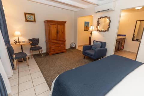 Old Ranch Inn - Adults Only 21 & Up — photo 4