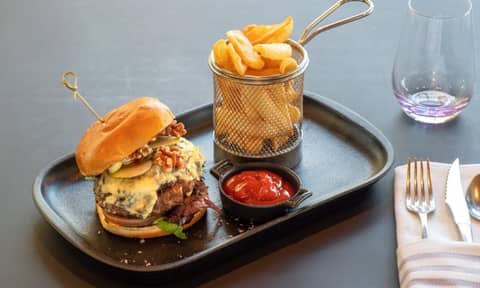 Thon Hotel Opera — dining