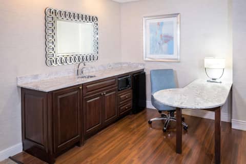 Hampton Inn & Suites South Park at Phillips Place — photo 2