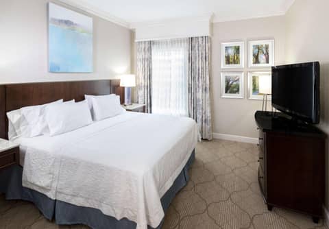 Hampton Inn & Suites South Park at Phillips Place — photo 8
