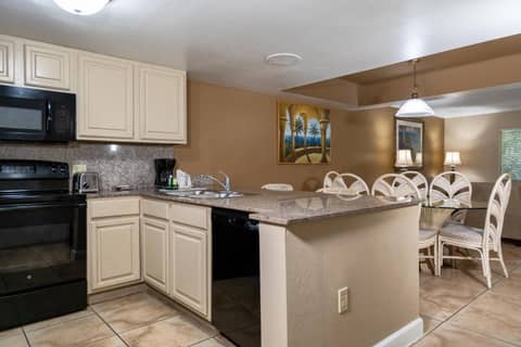 Legacy Vacation Resorts Kissimmee & Orlando - Near Disney — kitchen
