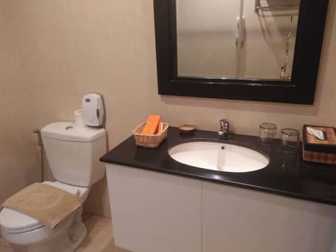 ECLIPSE Hotel — bathroom