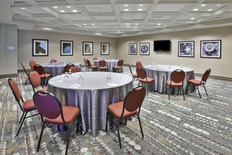 Embassy Suites Columbus - Airport — photo 7