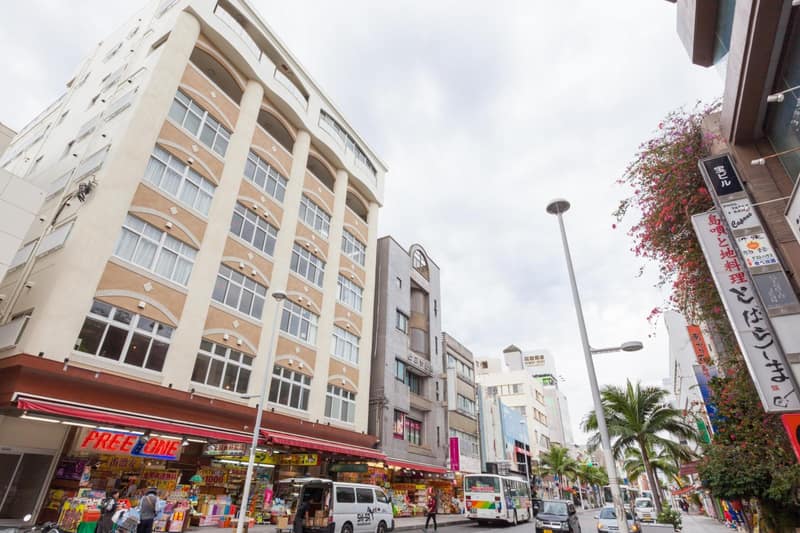 HOTEL THE CUBE Naha Kokusai Street — building