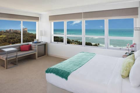 Queen Kapiolani Hotel — hotel room