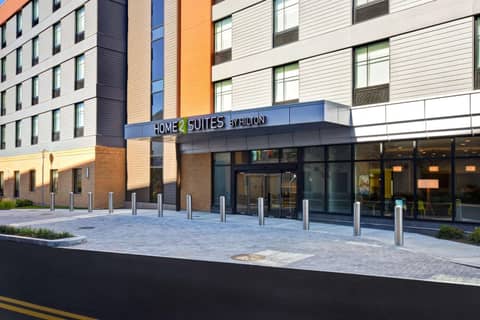 Home2 Suites By Hilton Boston South Bay — photo 3