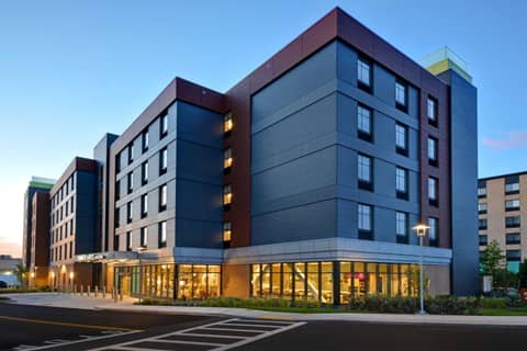 Home2 Suites By Hilton Boston South Bay — photo 9