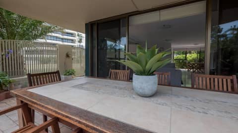 Norfolk Luxury Beachfront Apartments Gold Coast — balance & terrace