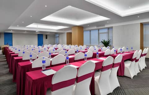 Holiday Inn Express Chengdu North Railway Station by IHG — photo 4