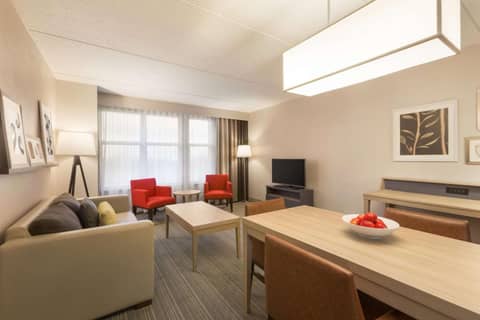 Country Inn & Suites by Radisson, Bloomington at Mall of America — photo 2
