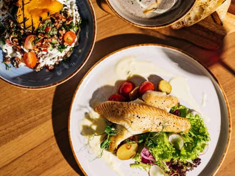 Mercure Singapore Tyrwhitt — dining
