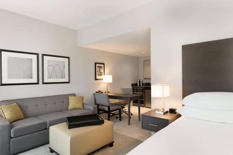 Embassy Suites Charlotte/Ayrsley — photo 2