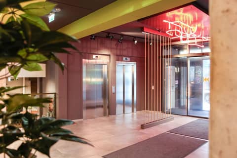 arte Hotel Wien Stadthalle — recepcion & lobby