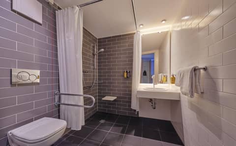 Holiday Inn Express Frankfurt Messe by IHG — photo 3