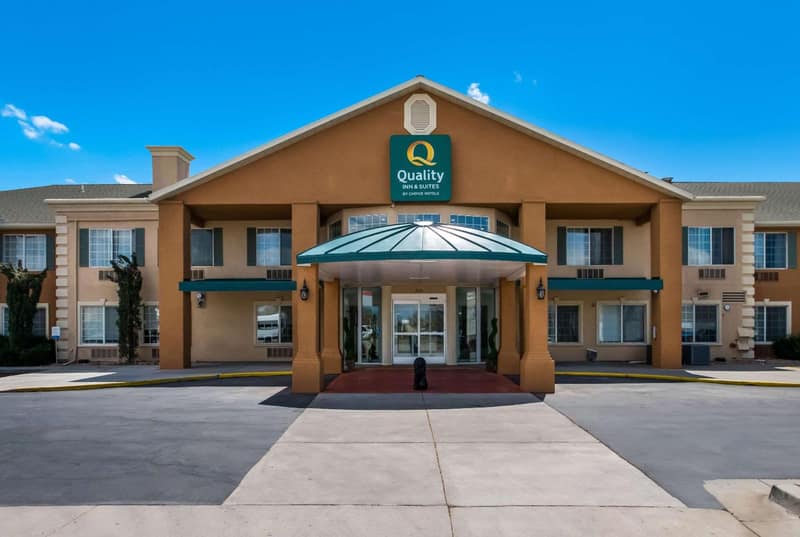 Quality Inn & Suites Salt Lake City Airport West — building