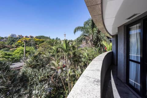 George V Alto De Pinheiros — balance & terrace