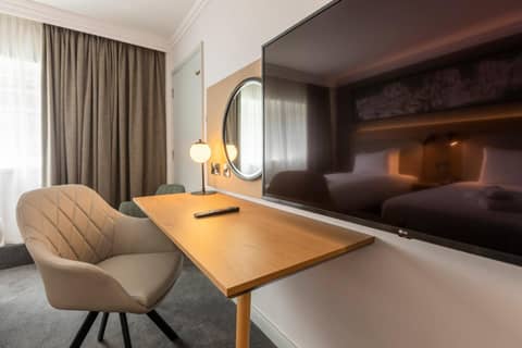 Holiday Inn London - Regent's Park by IHG — hotel room