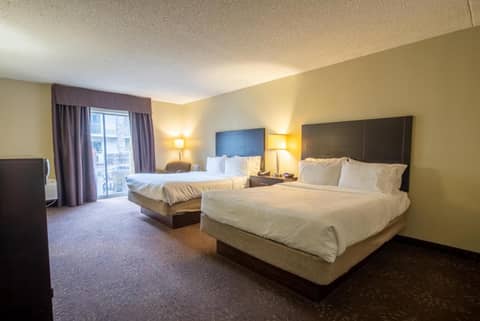 Holiday Inn Express Hotel & Suites Pittsburgh Airport by IHG — photo 4