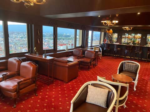 The Everest Hotel — photo 8