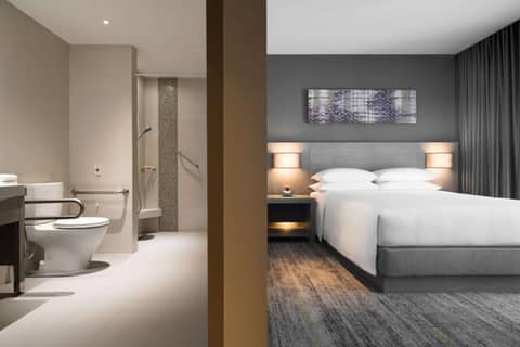 Hyatt Place Bangkok Sukhumvit 24 — hotel room