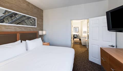 Holiday Inn Savannah Historic District by IHG — photo 8