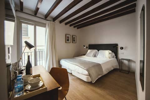 Canavall Turismo de Interior — hotel room