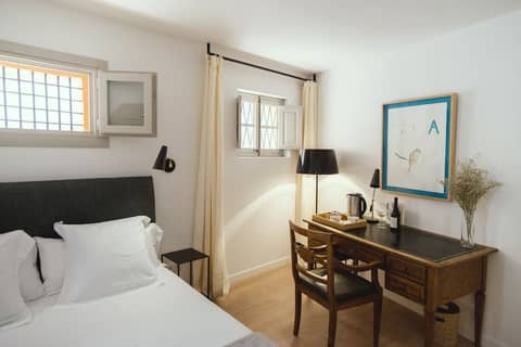 Canavall Turismo de Interior — hotel room