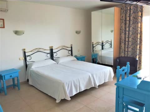 Hotel Eliseos — photo 7