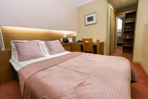 Hotel Bern by Rikas Hotels — hotel room