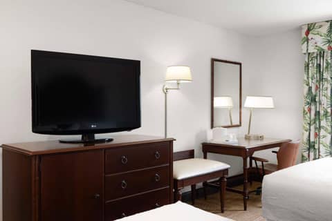 Hampton Inn & Suites San Juan — photo 2