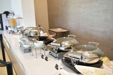 Hilton Garden Inn Santa Ana, San Jose — photo 9