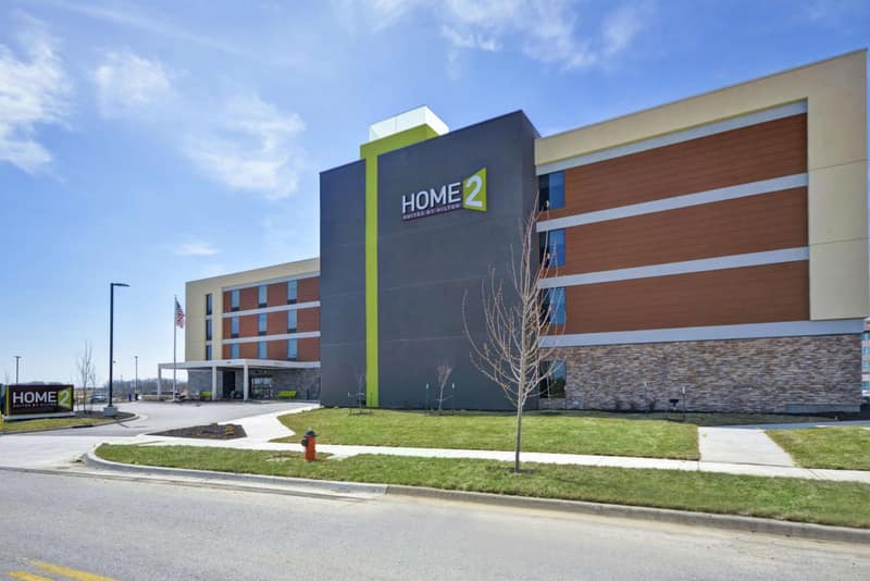 Home2 Suites by Hilton KCI Airport — building