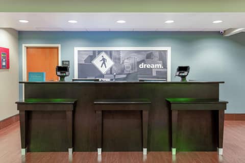 Hampton Inn Richmond - South — photo 8