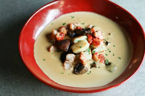 FOUNDRE Phoenix — dining