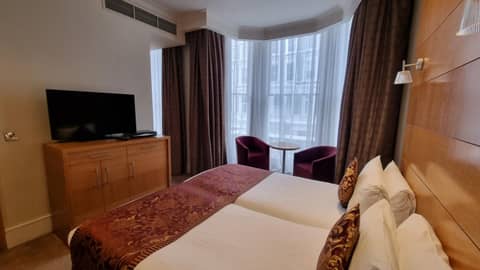 The Park City Grand Plaza Kensington Hotel — hotel room