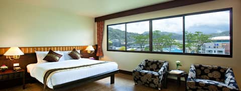C & N Hotel Patong Phuket — hotel room