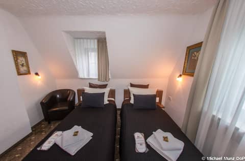 Hotel und Restaurant Löwenbräu Köln — photo 7