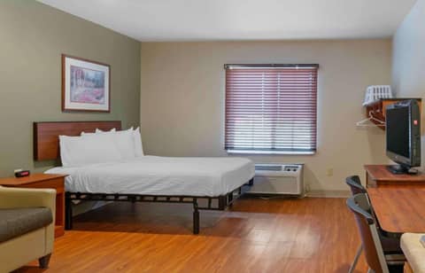 Extended Stay America Select Suites - Kansas City - South - I-49 — photo 9