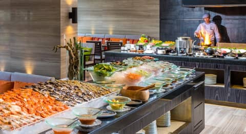 Holiday Inn Bangkok Sukhumvit by IHG — photo 2