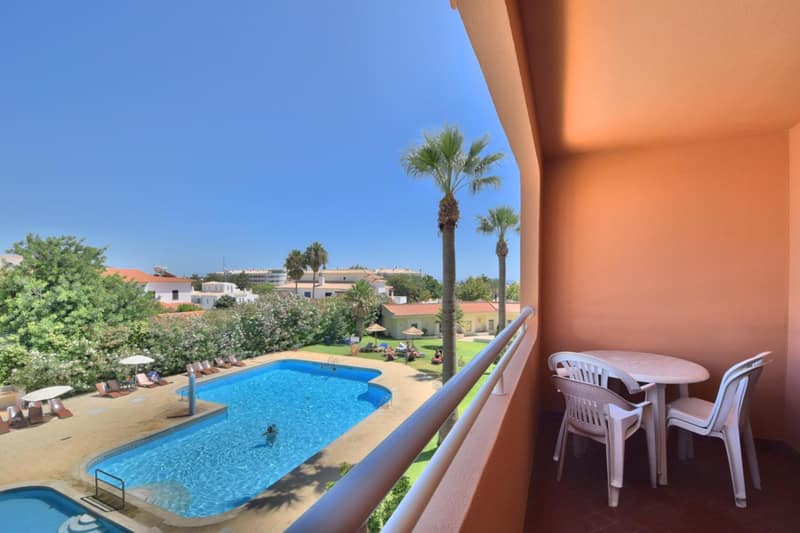 Bellavista Avenida By BeGuest — balance & terrace