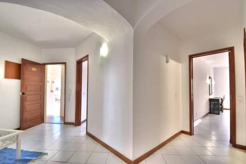 Bellavista Avenida By BeGuest — hotel room