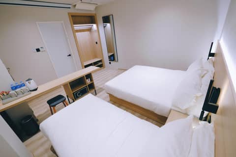 Rest Bugis Hotel — photo 4