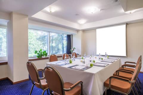 Crowne Plaza Bucharest by IHG — photo 3