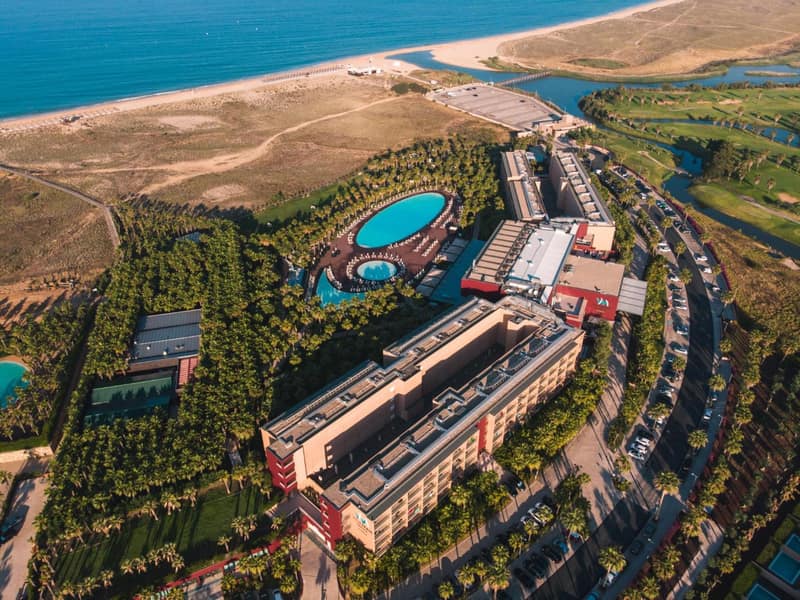 Wine & Books by the Sea, Algarve Resort — building